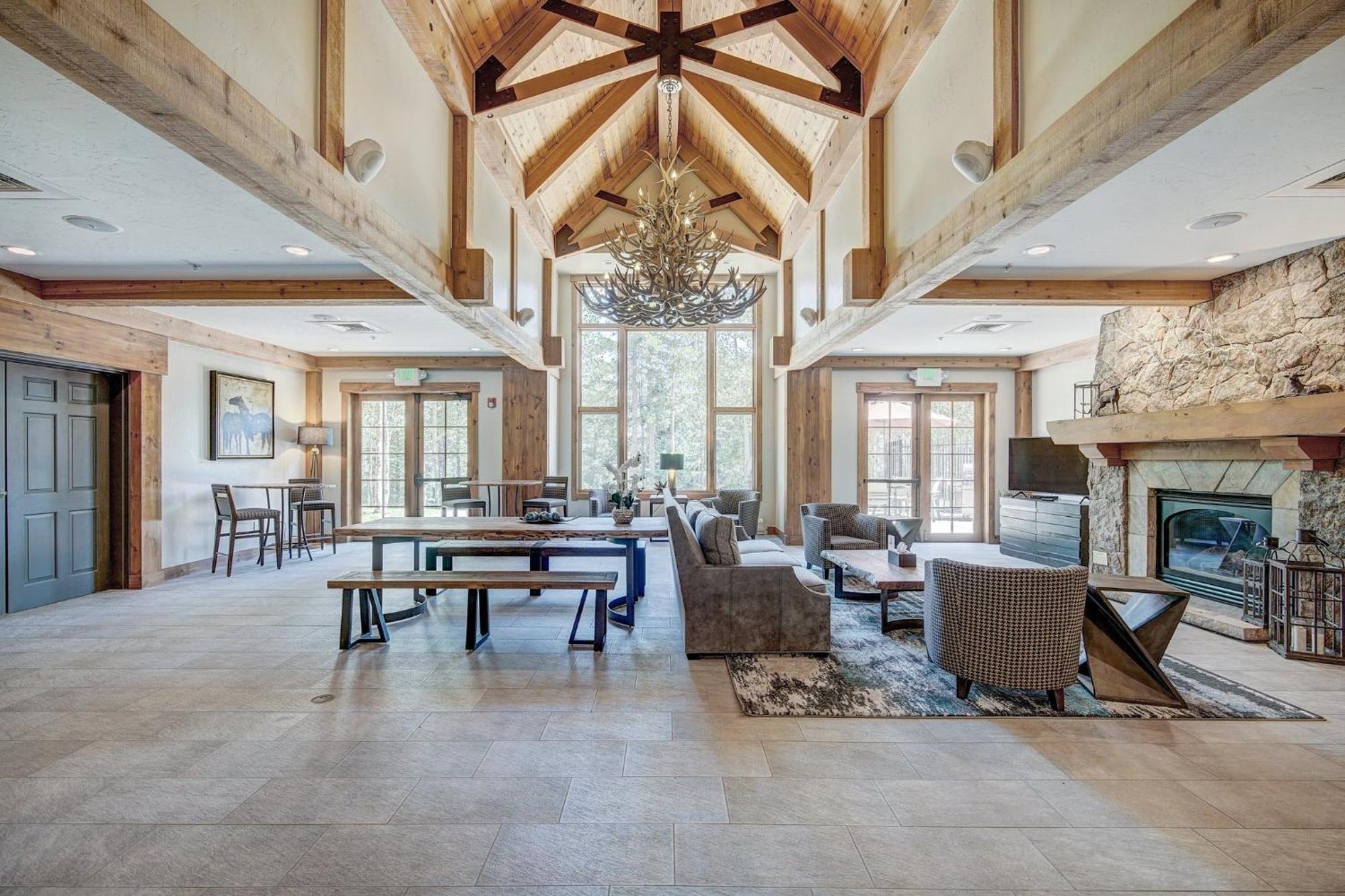 Mountain Thunder Lodge เบรกเคนริดจ์ ภายนอก รูปภาพ