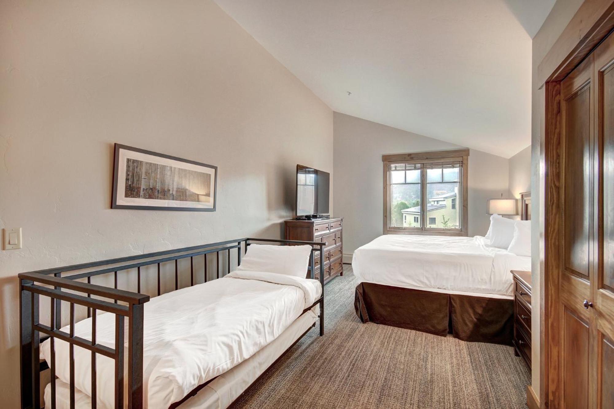 Mountain Thunder Lodge เบรกเคนริดจ์ ภายนอก รูปภาพ